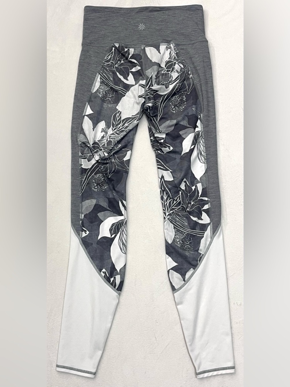 Athleta Gray and White High Rise Tropical Flow Chaturanga Floral Accent Leggings - Picture 13 of 16